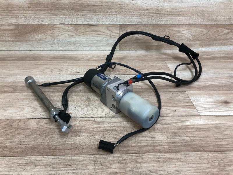MERCEDES BENZ OEM W216 CL550 CL600 CL63 REAR TRUNK LIFT LID HYDRAULIC PUMP 07-14