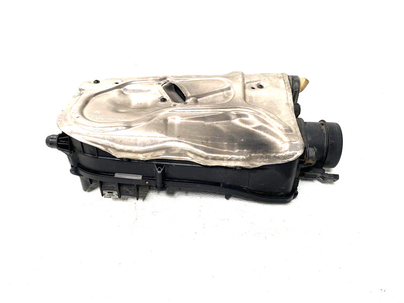14-16 MERCEDES E250 M651 2.1L DIESEL INTAKE CLEANER FILTER HOUSING OEM #A0.33