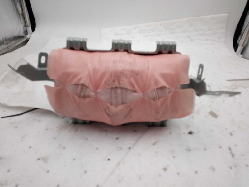 2015 MAZDA 3 Instrument Panel Air Bag Red Right OEM 413980 118K Miles
