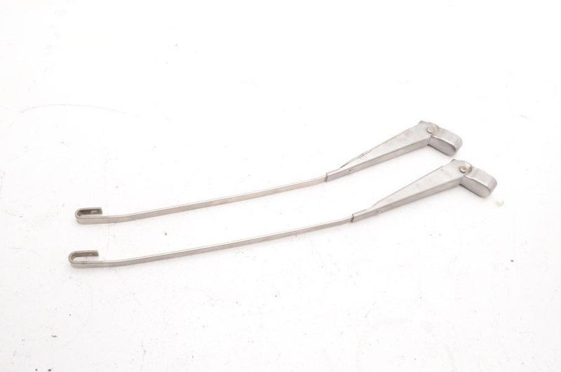 1972-1980 MERCEDES 450SL 107 PAIR OF WINDSHIELD WIPER ARMS
