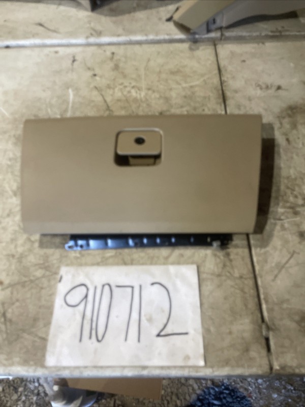 2006 Cadillac Srx Passenger Glove Box Door Storage Compartment F81MH