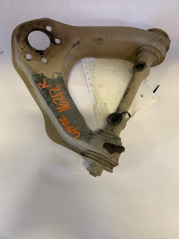 Upper Control Arm Front NISSAN PICKUP Right 86 87 88 89 90 91 92 93 94 95 96 97