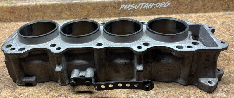 2000 Suzuki GSX-R600 Engine Cylinder Jugs Block Barrel GSXR6 GSXR600 600 B5