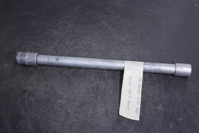 2006 HONDA VFR 800 INTERCEPTOR REAR AXLE BOLT SHAFT BACK WHEEL VFR800 06