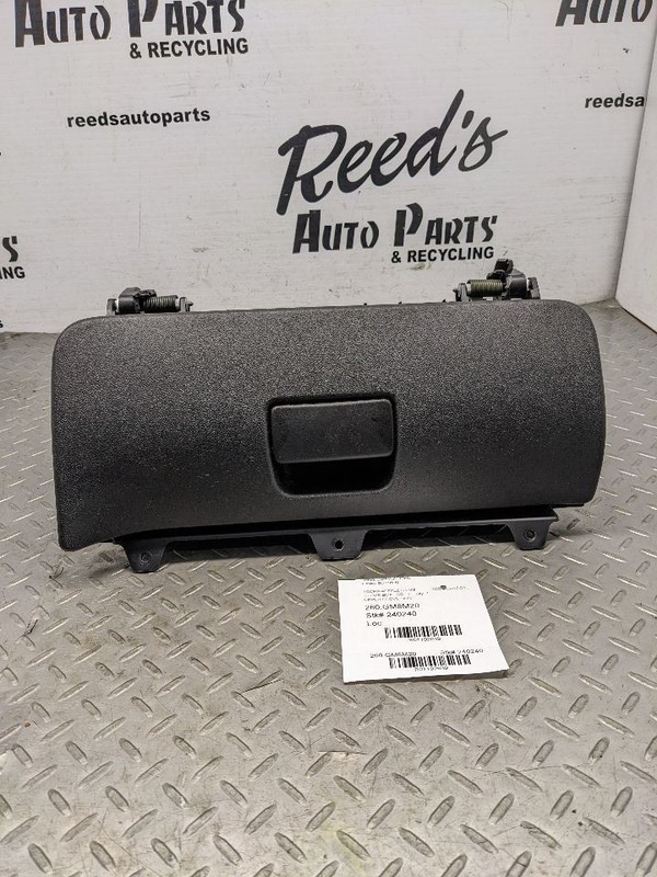 20-25 GMC SIERRA 2500 HD DASH RIGHT SIDE LOWER GLOVE BOX STORAGE COMPART 1192649