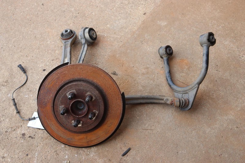 2012-2014 DODGE CHARGER RWD FRONT RIGHT SPINDLE KNUCKLE HUB W/ CONTROL ARM OEM