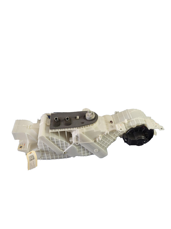 Used Oem Mazda A/C HVAC Heater Blower Housing for 2016-2023 CX-9