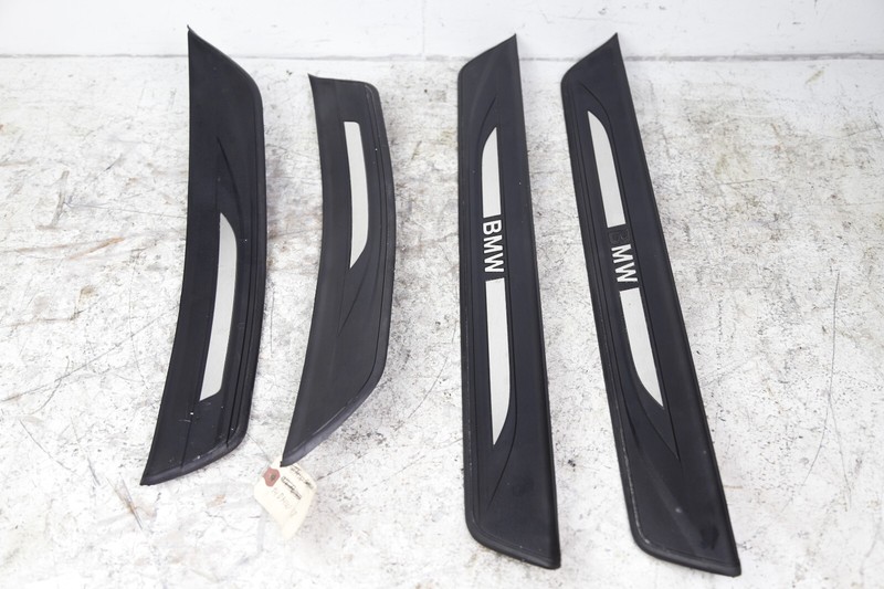 2011-2016 BMW 5 SERIES F10 RIGHT PASSENGER FRONT DOOR SILL SCUFF PLATE TRIM OEM