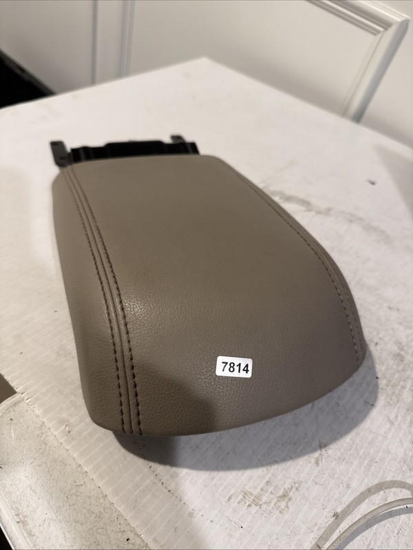 13 14 15 16 FORD ESCAPE Front Console LID/ARMREST ONLY BEIGE OEM
