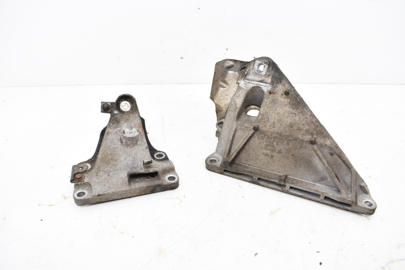 2007 BMW E92 328xi N51 Engine Mount Bracket Set Pair Left Right OEM KW74