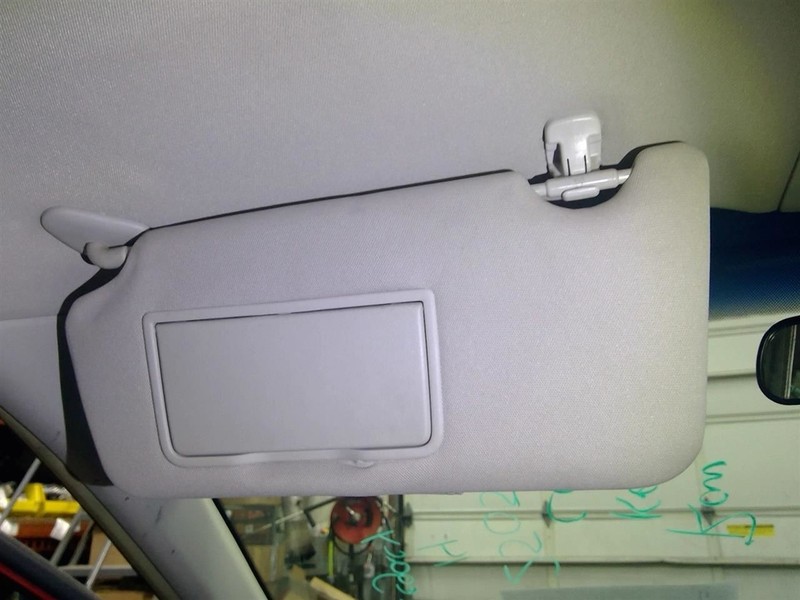 Driver Sun Visor Illuminated Dual Bulbs Fits 10-14 LEGACY 1730164
