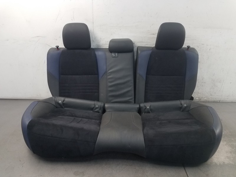 2015 Subaru WRX STi Rear Seat Set #0578 G7