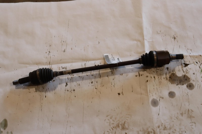 2018-2022 HYUNDAI KONA AWD REAR LEFT DRIVER SIDE AXLE SHAFT CV JOINT OEM