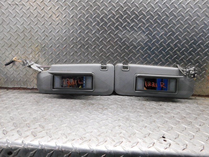 17-21 CHEVROLET MALIBU PAIR OF SUN VISORS LT/ PREMIER / 22-25 MALIBU ILLUMINATED