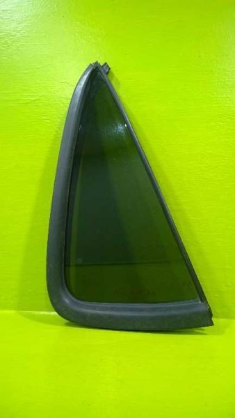 01 02 03 04 05 06 07 SEQUOIA PASSENGER RIGHT REAR VENT GLASS OEM 2962-46