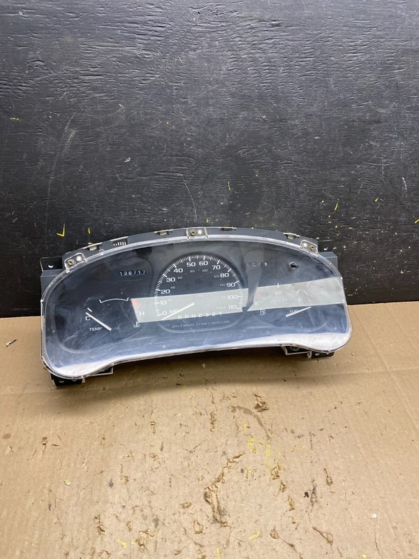 1999 Pontiac Montana Speedometer Cluster Gauge Oem U5189 DG