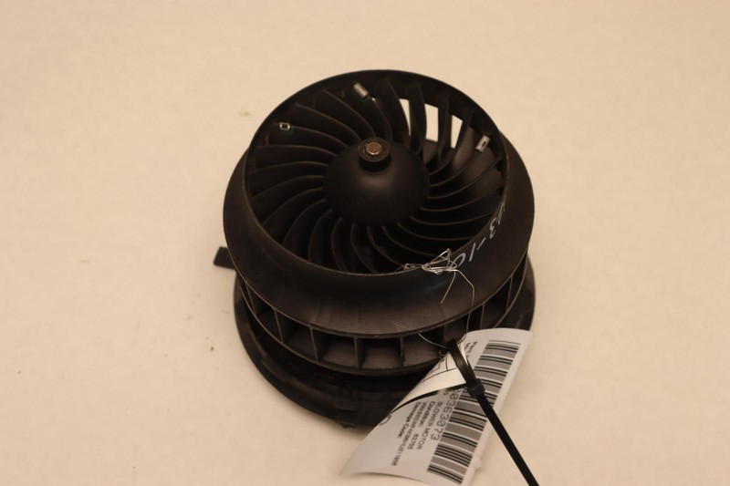2015-2023 MERCEDES C-CLASS C300 W205 HVAC AIR CONDITIONER BLOWER MOTOR FAN OEM
