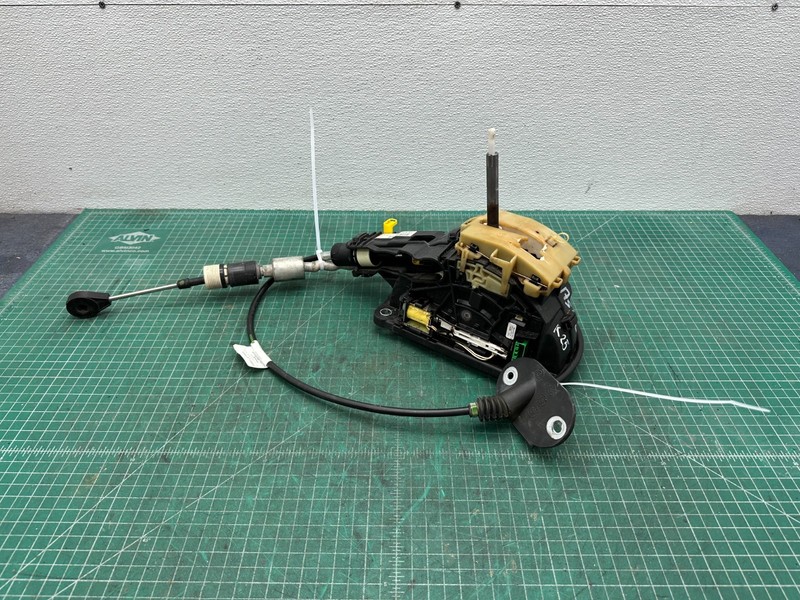 15-18 Volvo S60 V60 T5 AUTOMATIC TRANSMISSION GEAR POSITION SHIFTER W/ CABLE OEM