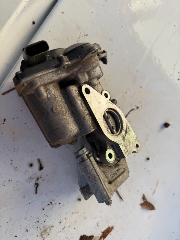 17-19 ALFA ROMEO GUILIA & STELVIO OEM 2.0 EXHAUST GAS RECIRCULATION EGR VALVE
