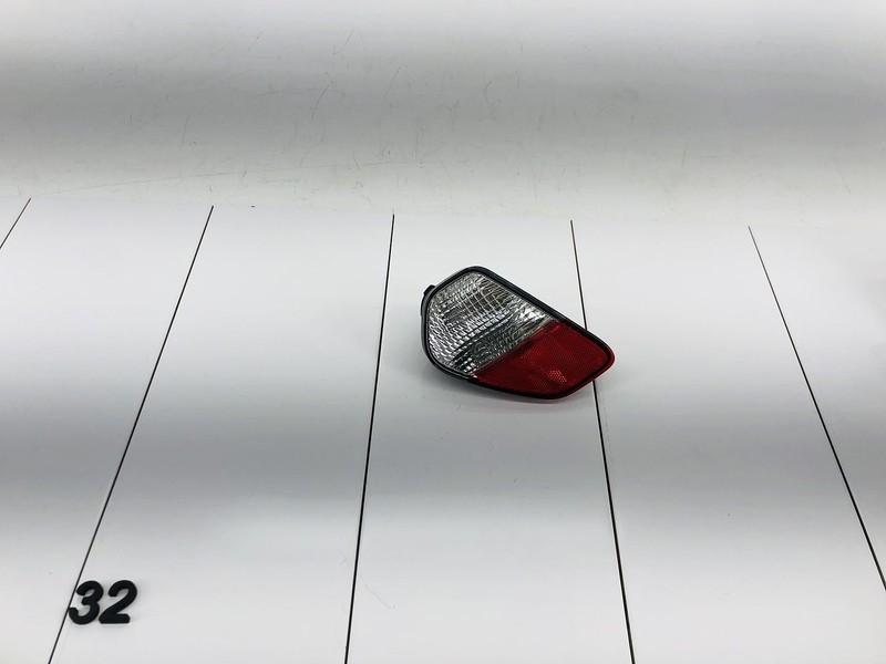 16-22 MITSUBISHI OUTLANDER REAR RIGHT SIDE BUMPER BACKUP LIGHT LAMP OEM