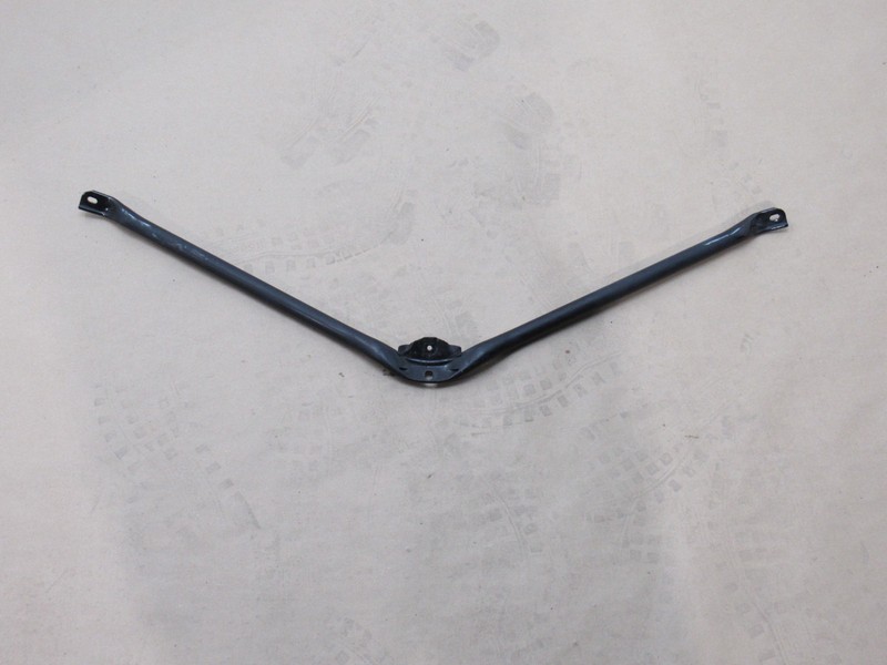 Mini Cooper Countryman S 2024 Radiator Support Lower Brace Bar 23-25 ;