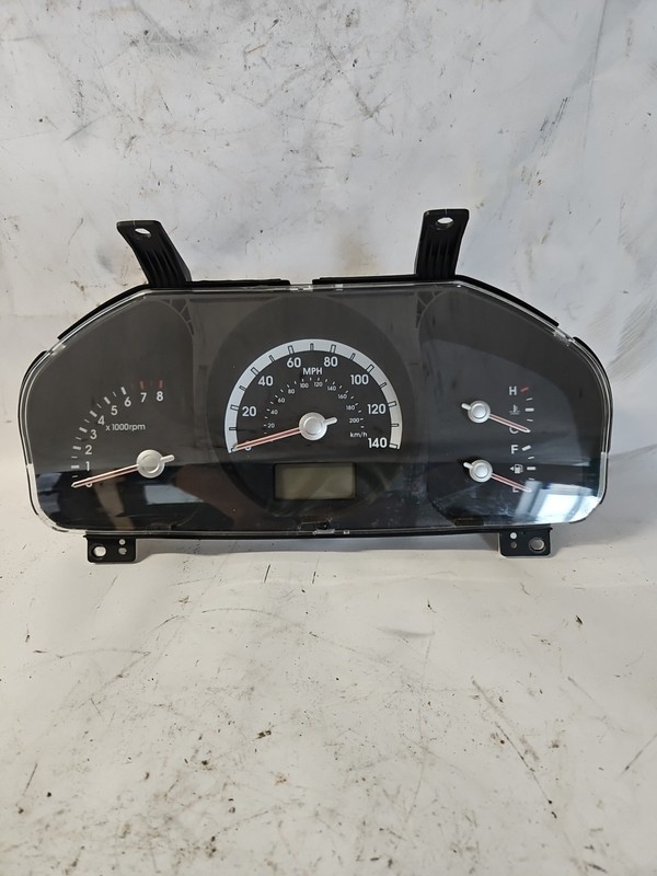 07-08 Kia Sportage Speedometer Instrument Cluster OEM 94001-1F042 140,468 MILES