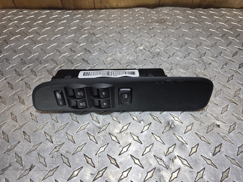 2006-2009 ENVOY TRAILBLAZER Master Driver Side Power Window Switch Left OEM
