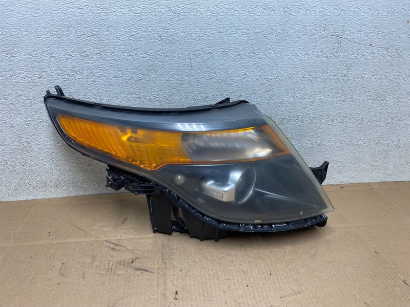 2011 to 2015 Ford Explorer Police Right Passenger Halogen Headlight Oem R7483 DW