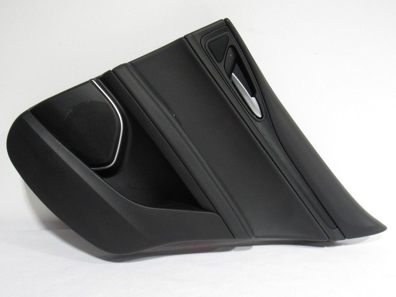 17-19 Alfa Romeo Stelvio 2019 Rear Right Passenger Door Panel Cover Trim ;:M