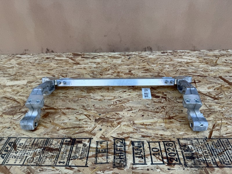 RIVIAN R1S R1T 2022-2026 OEM FRONT SUBFRAME CROSSMEMBER CRADLE BRACKET BAR AWD