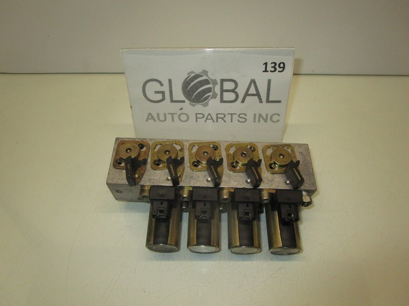 90-02 MERCEDES R129 300SL LEFT SIDE CONVERTIBLE TOP HIDRAULIC VALVE BLOCK OEM