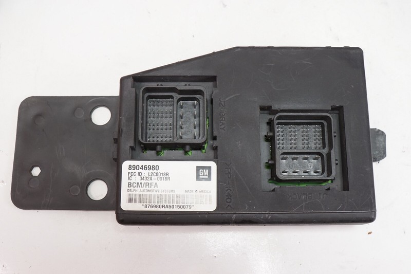 GMC CANYON CHEVROLET COLORADOBody Control Module BCM BCU OEM 2004