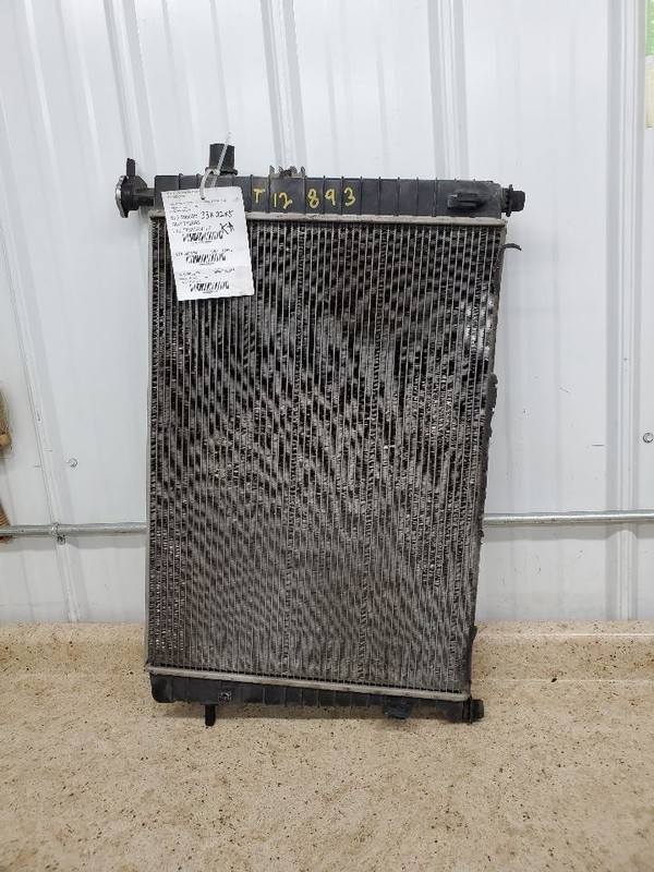 Radiator 4 Cylinder Fits 05-10 SPORTAGE 301000