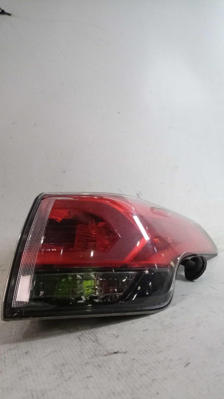 2016-2018 Toyota RAV4 Right Red Tail Light Assembly OEM 145878 Used