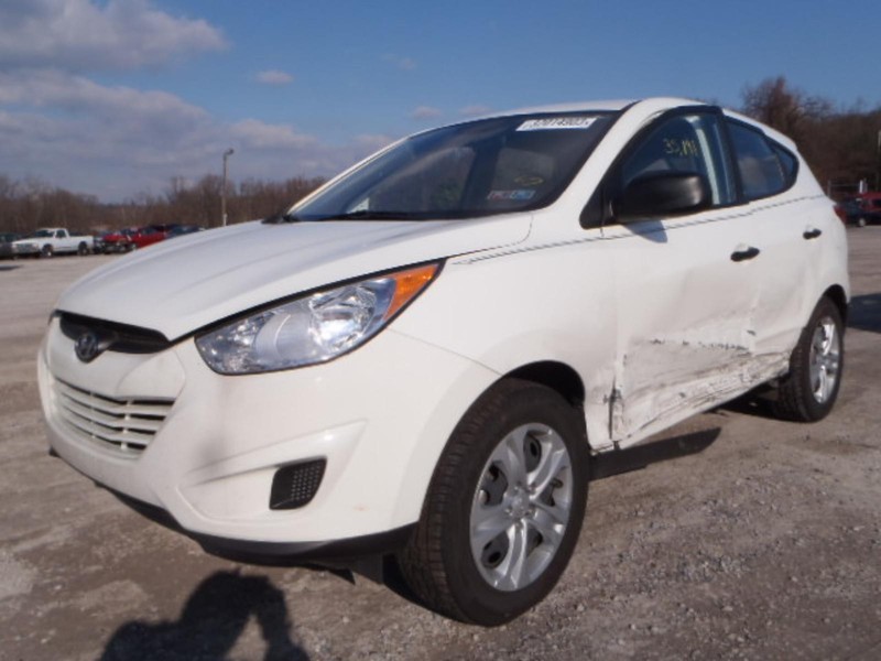 10-'13 HYUNDAI TUCSON Manual Transmission FWD 2.4L 35k miles 6 Month Wnty!