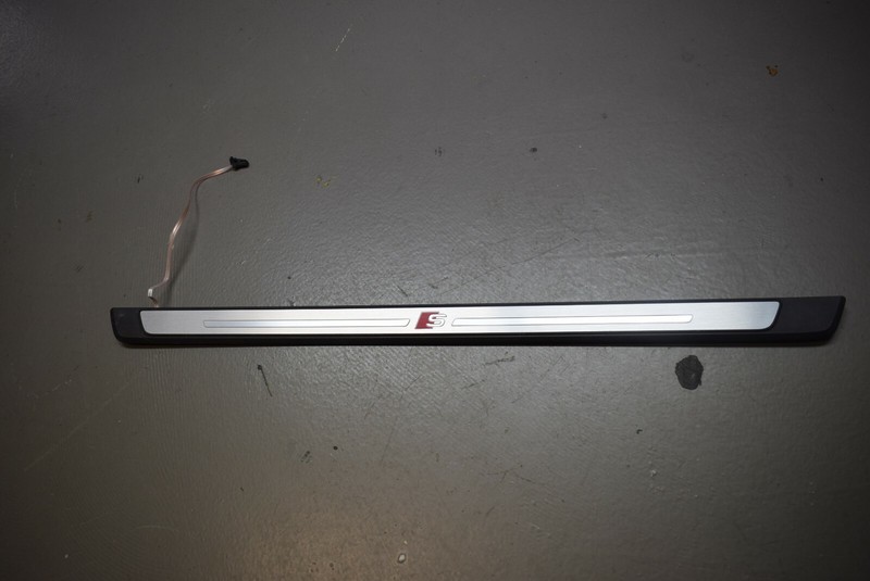 2018-2019 AUDI S5 LEFT SIDE SCUFF PLATE FACTORY OEM