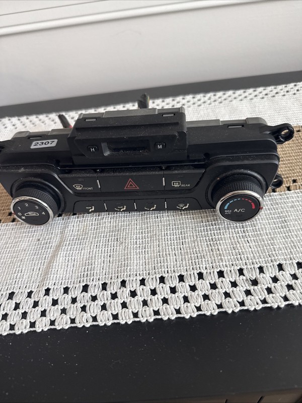2011-2013 KIA OPTIMA LX AC HEATER CLIMATE TEMPERATURE CONTROL 97250 2T510 OEM