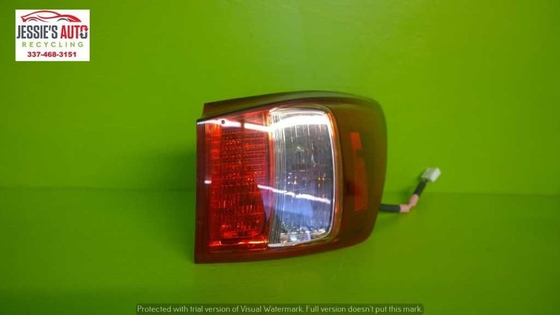 11-13 LEXUS IS250SDN PASSENGER RIGHT QUARTER PANEL TAILLIGHT LAMP OEM 2028-38