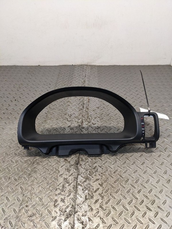 01 02 03 04 Honda CRV Speedometer Instrument Cluster Dash Bezel Trim Pan 1176556