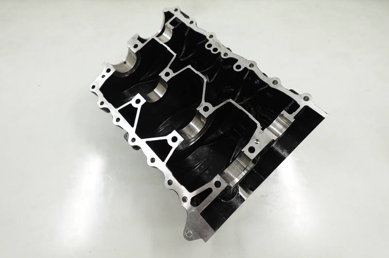 GOOD 2018-2019 Sea-Doo GTX / RXT 230 OEM Lower Engine Block Crank Case 420893585
