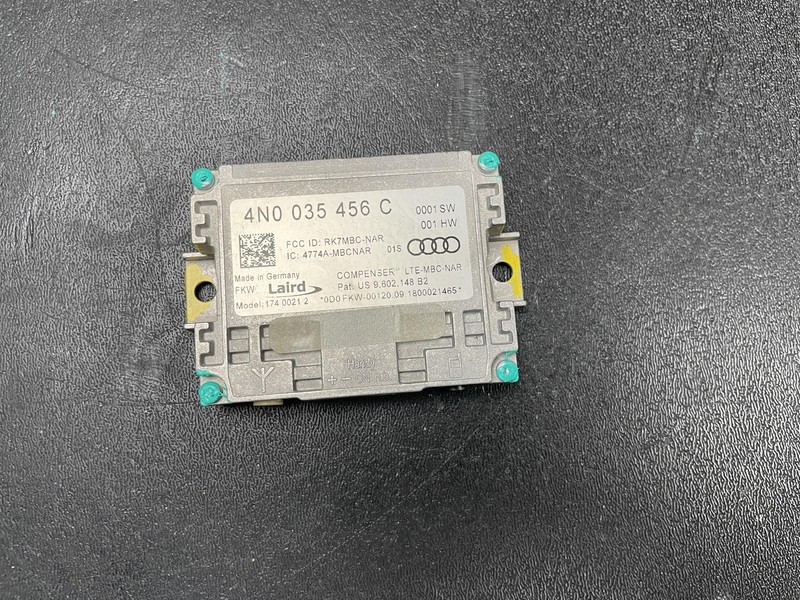 Emergency Call Antenna Amplifier 2019 Audi S5 Coupe 4N0035456C