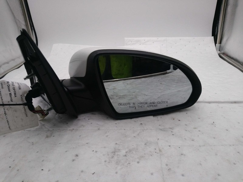 2017 KIA Optima Right Door Mirror White OEM Minor Scratches 638358