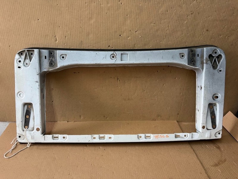 ✅ 16-24 Tesla Model X Rear Driver Side Falcon Door Glass Frame Left 1028782-00