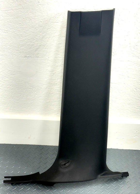 ✅ 2019-2026 RAM 2500 5th OEM B-PILLAR RIGHT LOWER MOLDING BLACK TRIM PANEL Mopar