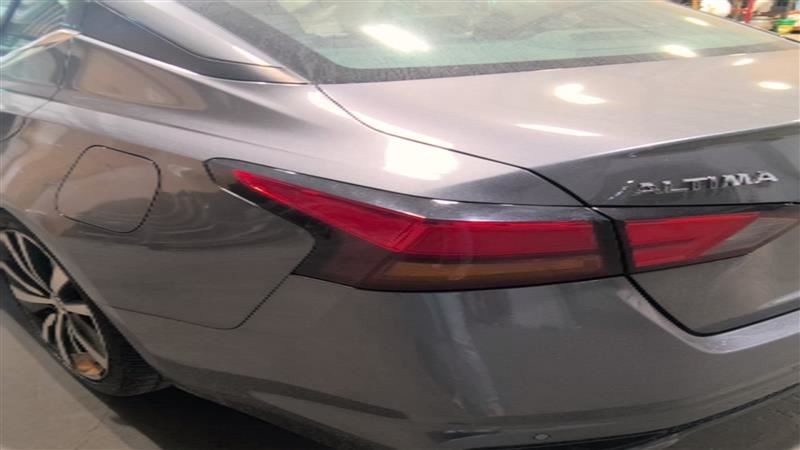 Driver Left Tail Light Quarter Panel Mounted Fits 19-20 ALTIMA 3337829