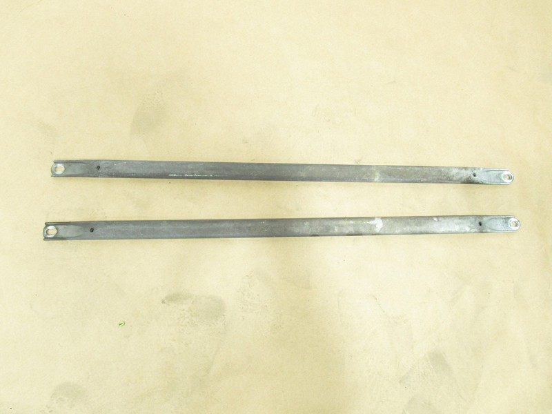 13-19 Mercedes SL550 R231 2013 Under Body Brace Strut Frame Mount Bracket Set |