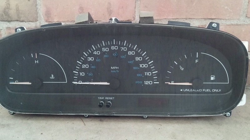 2000 Dodge Caravan Instrument Cluster Speedometer Tachcometer gas gauge OEM GO!