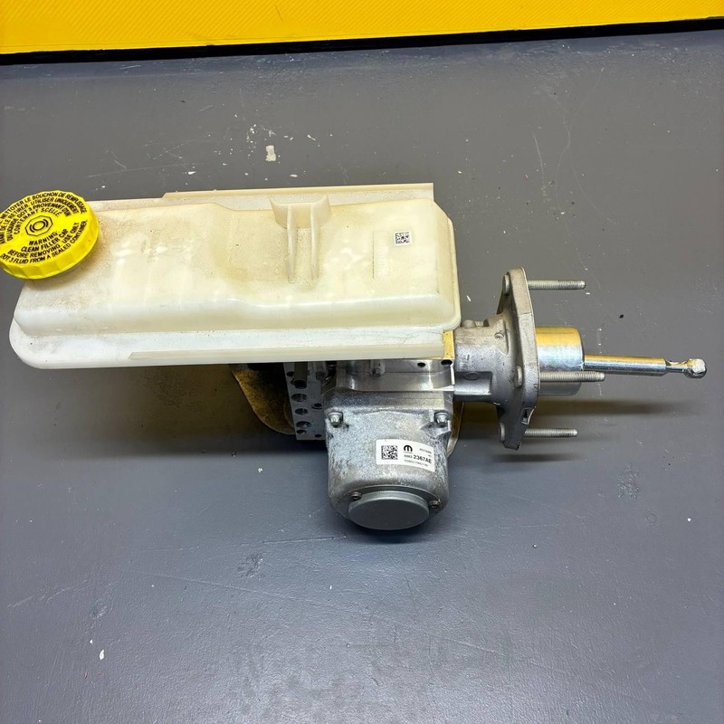 2023 - 2025 JEEP WAGONEER ABS ANTI LOCK BRAKE PUMP MODULE W RESERVOIR 68622367AE