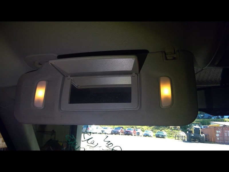 Driver Left Sun Visor Illuminated Fits 07-14 ESCALADE 1669656