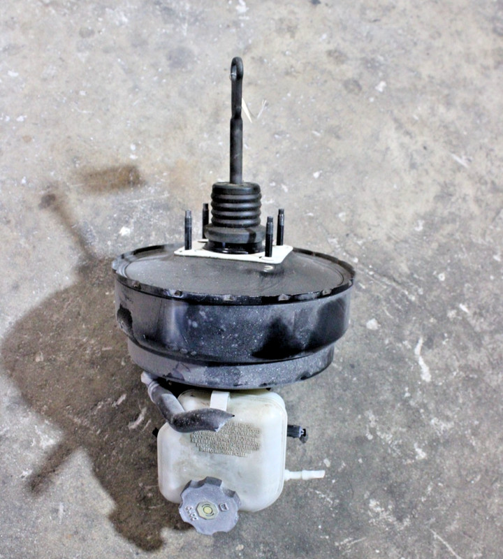 2010-2015 Chevrolet CamaroPower Brake Booster Master Cylinder